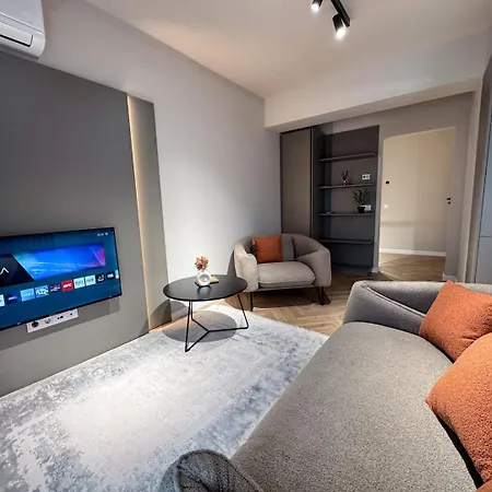 Yin 22nd Floor Panoramic View & King Bed, Parking