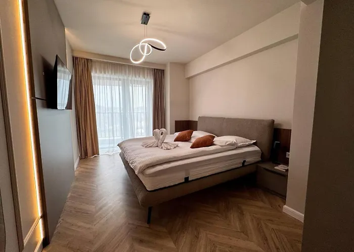 Yin 22nd Floor Panoramic View & King Bed, Parking * Cluj-Napoca