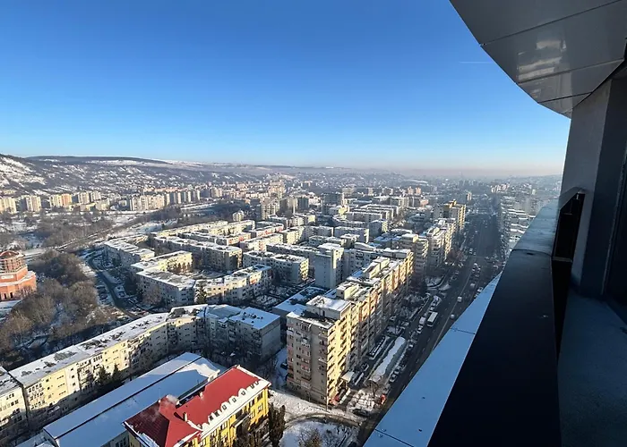 Yin 22nd Floor Panoramic View & King Bed, Parking Cluj-Napoca